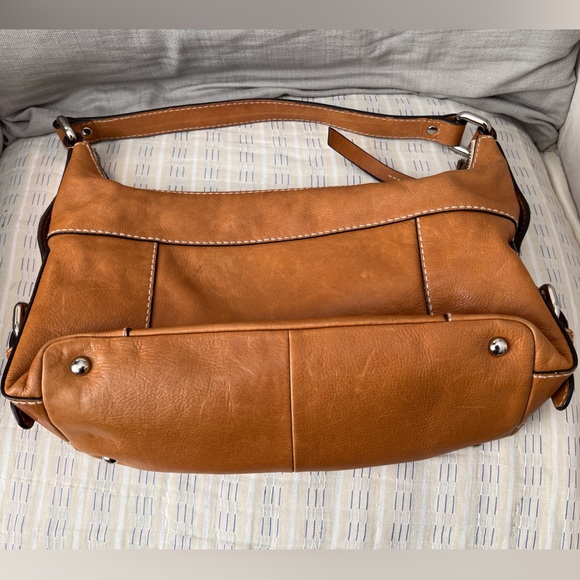 Fossil Medium Size Hobo Leather Bag - Picture 6 of 15